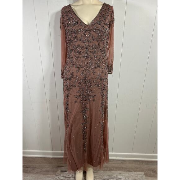 Pisarro Nights Beaded V-Neck A-Line Gown in Mauve Brown. Size 4. - Picture 3 of 9